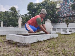 8 Makam Misterius di TMP Tulungagung