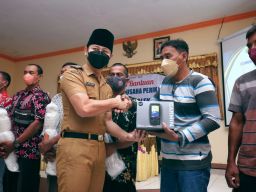 Mas Ipin Beri Bantuan Sarana dan Prasarana Perikanan untuk Nelayan