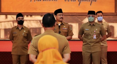 Pimpin Apel Kepala Sekolah se-Kota Pasuruan, Begini Pesan Gus Ipul