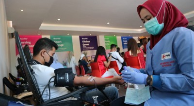 Aksi Sosial Bantu Sesama, Moorlife Gandeng PMI Surabaya Gelar Donor Darah