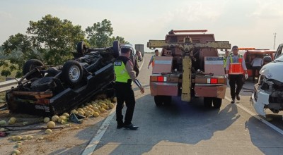 Kronologis Kecelakaan di Tol Jombang yang Tewaskan Sopir Pikap