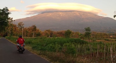 Penampakan Fenomena Gunung Lawu Bertopi di Magetan, Ini Penjelasan BMKG