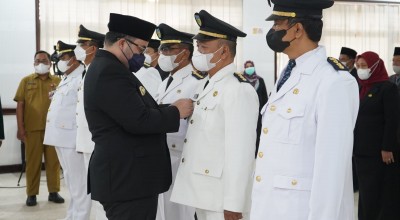 Mas Dhito Lantik Puluhan Pejabat Struktural, Tekankan Disiplin, Ikhlas Bekerja