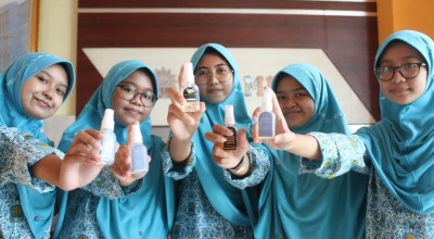 SMAMITA Sidoarjo Borong 2 Medali Ajang Lomba Internasional