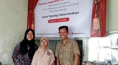 ITTelkom Beri Aplikasi Pencatatan Otomatis ke Kios Air Isi Ulang di Mojokerto