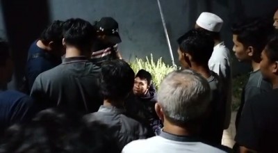 Tepergok Sembunyi di Selokan usai Curi Motor Warga Purutrejo, Pria Ini Dimassa