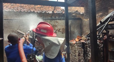 Rumah di Kecamatan Larangan Pamekasan Terbakar, Diduga Akibat Korsleting Listrik