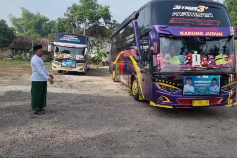 Harmonis, NU-PKB Bangkalan Ziarah Wali Lima Bersama