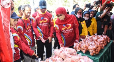 Gubernur Khofifah: Pasar Murah Ikhtiar Pengendalian Inflasi Dampak Kenaikan BBM