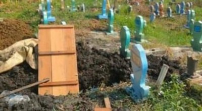Viral Pembongkaran Makam Baru di Lamongan, Katanya untuk Cari Kesaktian