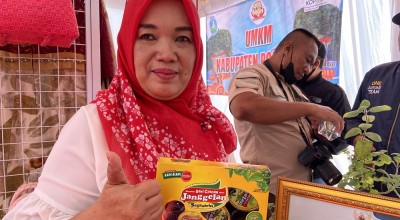 Gegara Es Cincau, Perempuan Ponorogo Ini Raup Omzet Miliaran