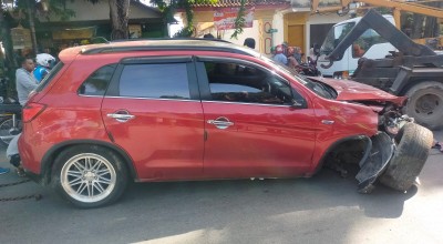Mobil Hakim Tabrak Bidan dan Pagar Rumah Dinas Bupati Sumenep