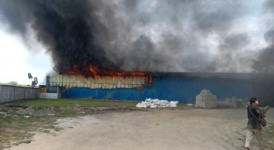 Pabrik Pengolahan Janggel Jagung di Mojokerto Dilalap Api