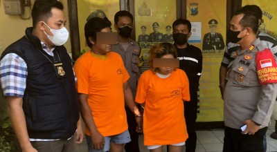 Pasangan ini Masuk Musala Usai Pesta Miras, Ternyata Curi Motor Jemaah, Tapi...