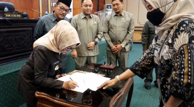 Tiga Raperda Usulan Bupati Jombang Disahkan DPRD
