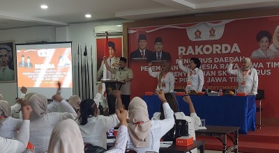 Perempuan Indonesia Raya Jatim Siap Antar Prabowo Presiden - Sadad Gubernur