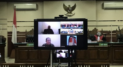 Panitera Pengganti dan Advokat di Surabaya Dituntut 4 Tahun Penjara terkait Suap