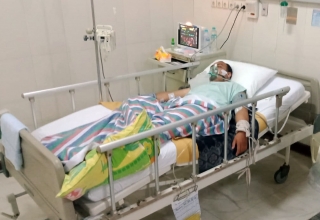 Wartawan di Pasuruan yang Diduga Keracunan Teh Kemasan Masih Belum Sadar