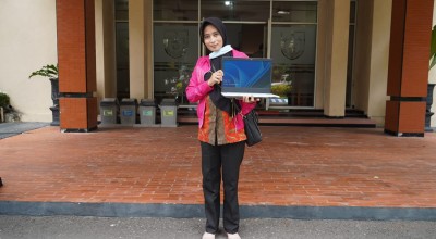 Mas Dhito Beri Hadiah untuk Tiga Perawat yang Berani Sampaikan Saran