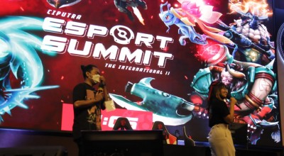 Cara Mahasiswa UC Belajar Strategi Critical Thinking, Melalui e-Sport