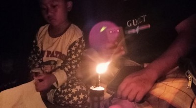 Warga Ngebel Ponorogo Tanpa Listrik PLN Akibat Tanah Longsor
