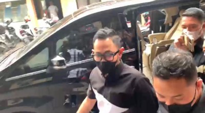 Juragan99 Diperiksa di Mapolda Jatim Terkait Tragedi Kanjuruhan