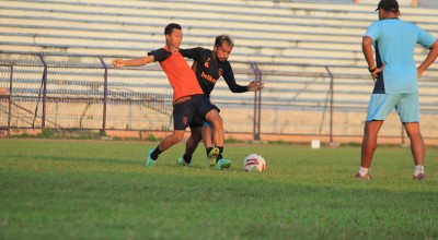 Giatnya Syarful Mudawam, Pemain Persela yang Tetap Berlatih di Tengah Libur Tim