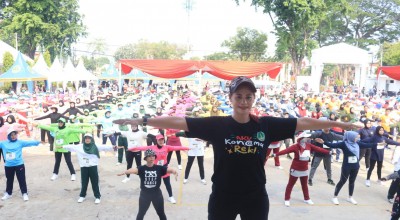 Ingin Kotanya Bersih, Gus Ipul Ajak Warga Senam Pasuruan Resik