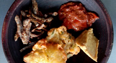 Mencicipi Sensasi Sambal Wader Kebomas Gresik