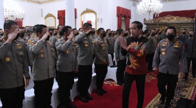 Sentil Polri Tentang Gaya Hidup, Presiden Jokowi: Jangan Gagah-gagahan
