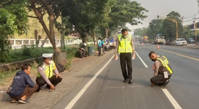 Motor Seruduk Pantat Truk, Pengendara Tewas