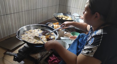 Produsen Keripik Tempe Kelimpungan Akibat Harga Kedelai Meroket