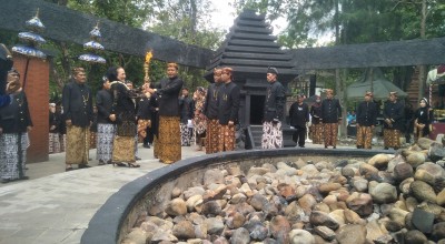 Pengambilan Api Abadi Tandai HUT Bojonegoro ke-345