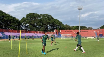 Persik Kediri Latihan dengan Pita Hitam, Pelatih Setuju Kompetisi Dihentikan