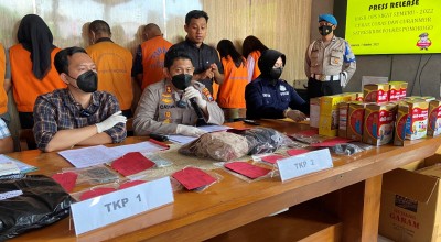 Polisi Ringkus Komplotan Spesialis Pencuri Susu Formula