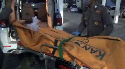 Dor! Pria Tewas Ditembak Orang Misterius di Arena Sabung Ayam Bangkalan