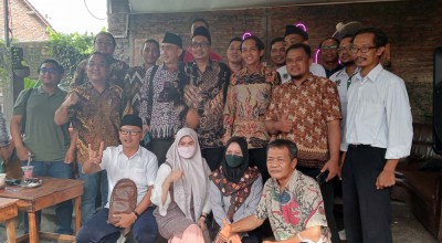 Raja Juli Minta Kader PSI Rajin Sowan ke Kiai