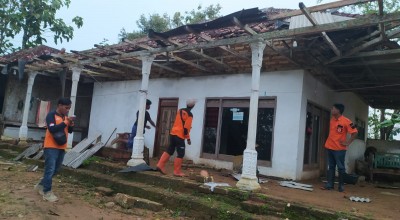 Hujan Angin dan Petir Berpotensi Terjadi di Jatim hingga 6 Oktober 2022