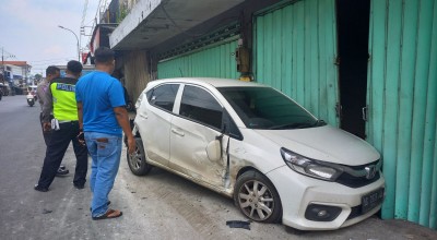 Diawali Cekcok, Bapak di Jombang Tabrak Anak