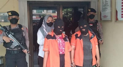 Penampakan Ibu Penganiaya Anak Kandung hingga Tewas di Surabaya
