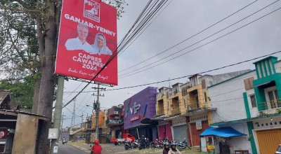 Baliho PSI Bergambar Ganjar - Yenny Wahid Terpasang di Kota Batu