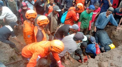 Tukang Angkut Bambu Ditemukan Tiga Meter dari Material Longsor