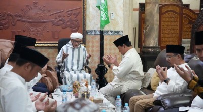 Temui Kiai Miftachul Akhyar, Prabowo Tertawa Ditanya soal Minta Restu Pilpres