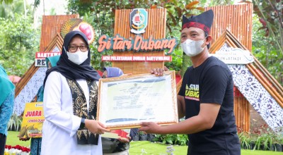 Jadi Unggulan , 5 Varietas Durian Merah Banyuwangi Terdaftar di Kementan