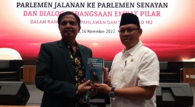 Nawardi, Sosok di Balik Buku 'Parlemen Jalanan ke Parlemen Senayan'
