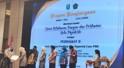 DKPP Kota Mojokerto Raih Penghargaan Zero Reported Case PMK