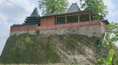 Kisah Mistis Makam Mbah Buyut Sona Jombang yang Kini Dibangun Megah