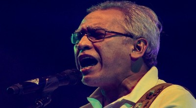 Kebaya Merah Simbol Kondisi Tanah Air