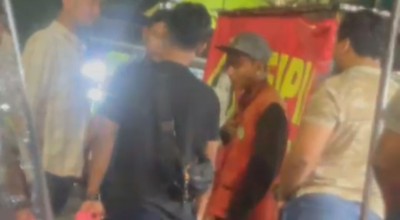 Gebrak Mobil dan Bikin Anak Kecil Ketakutan, Jukir di Surabaya Dijemput Polisi