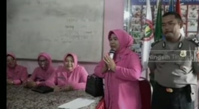 Ningsih Tinampi Kini Jadi Bhayangkari Setelah Lama Menjanda
